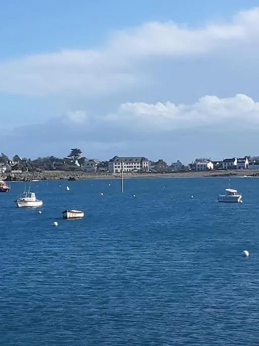 Holiday home Petit Nid Des Annees 30 Sur Les Hauts De Morlaix